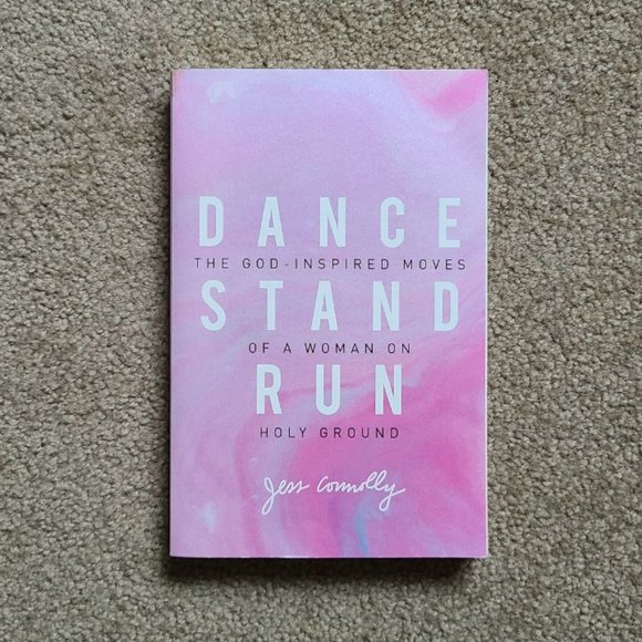 4/$25 Dance, Stand, Run by Jess Connolly - Paperback - Picture 1 of 6